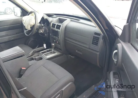 2011 Dodge Nitro Heat z USA, uszkodzony, nr VIN 1D4PU4GK9BW566033